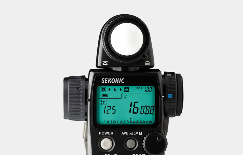 Discontinued-Meter_L-558CINE