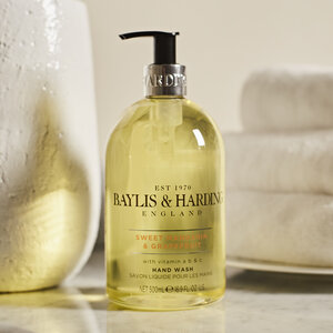 Signature Hand Collection Baylis Harding