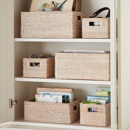 Shelf tote online basket