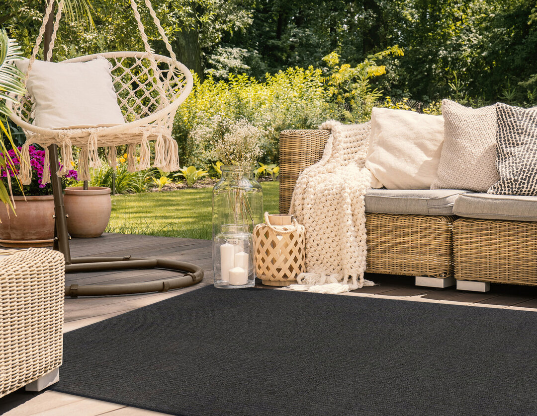 Calais Premium Charcoal 2′0″ x 3′0″ Area Rug lifestyle